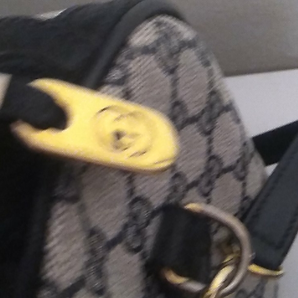 Gucci - Picture 3 of 6